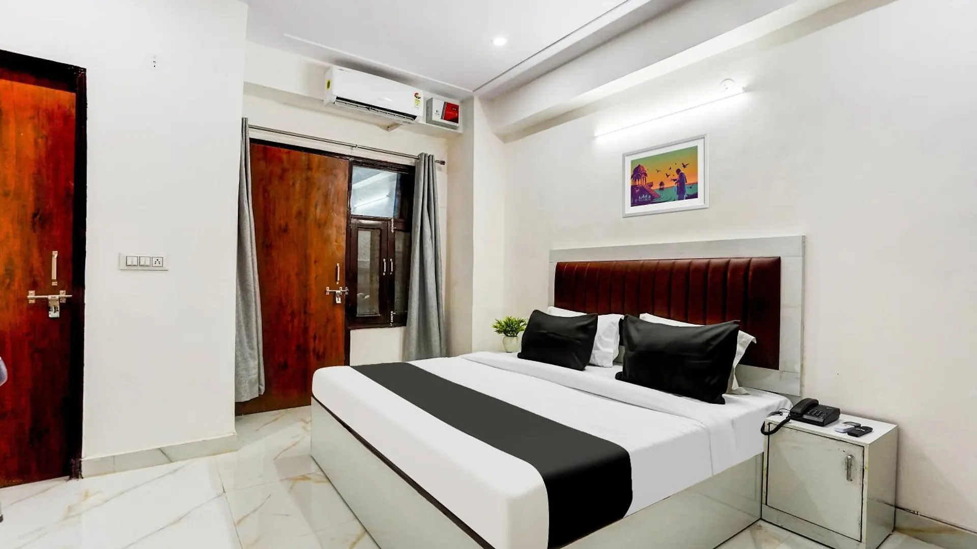 Hotel O Premium Rooms Delhi  Delhi (National Capital Territory of India)